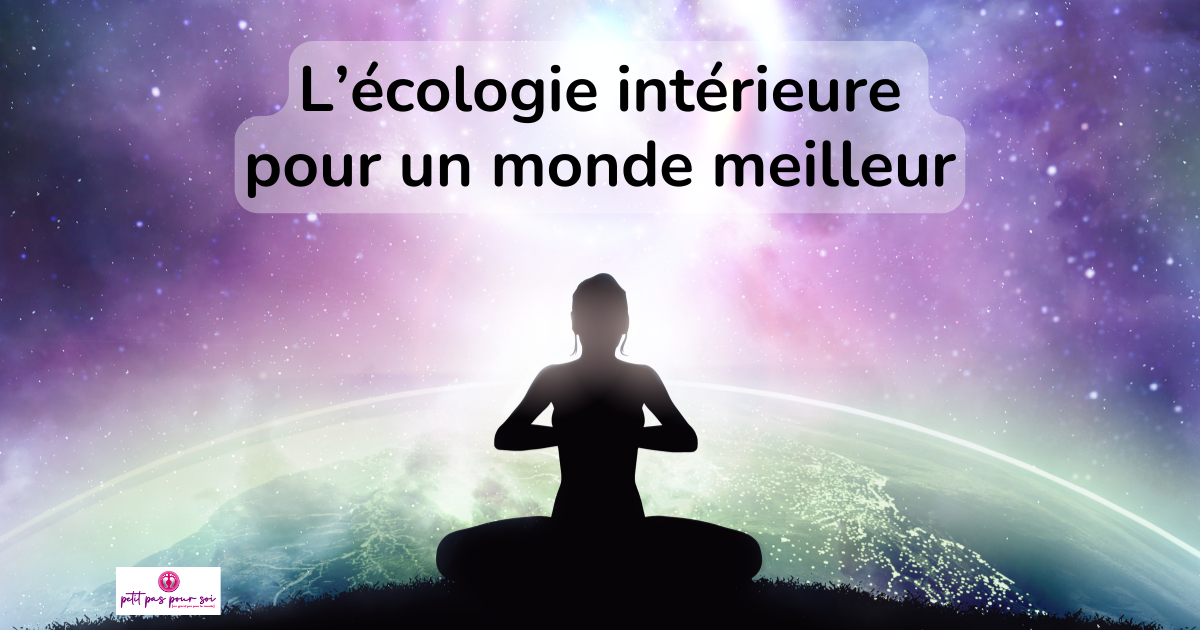 silhouette femme qui médite au dessus de l'univers